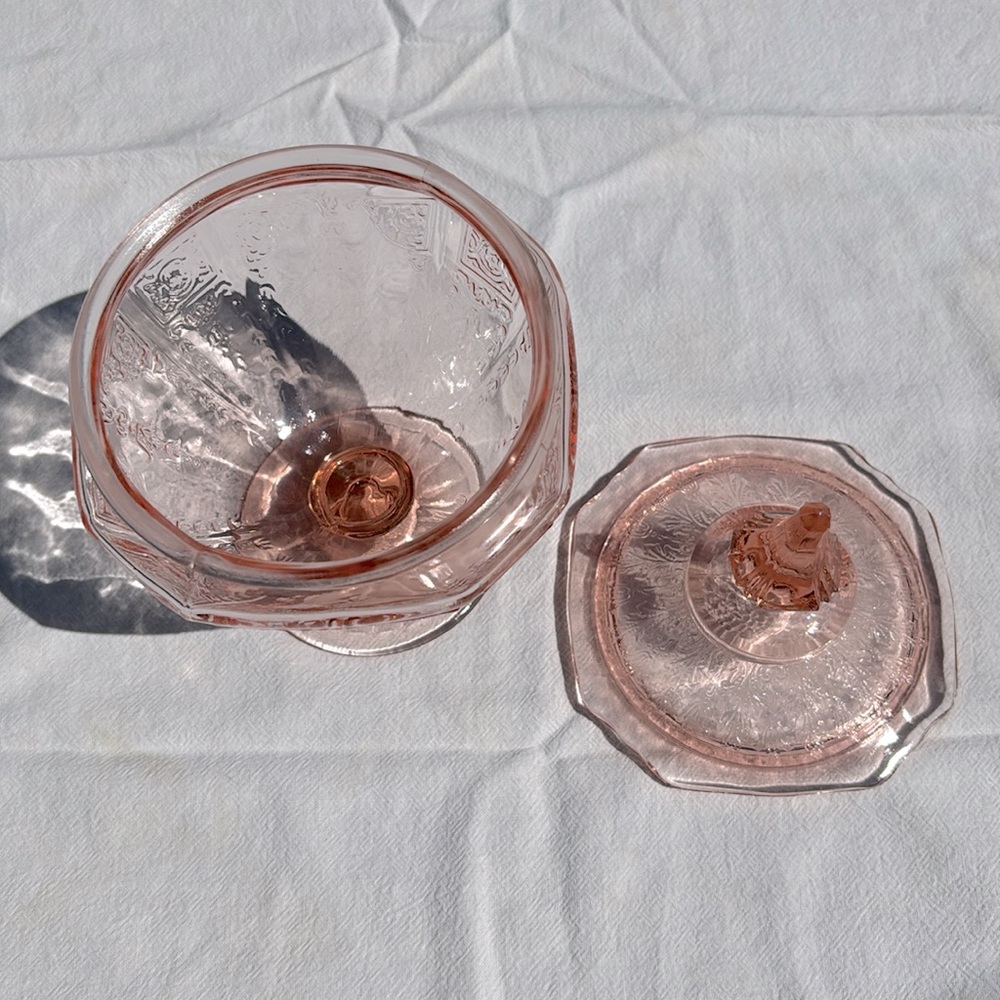 🎀 Vintage Anchor Hocking Pink Depression Glass Candy Jar - Picture 3 of 5